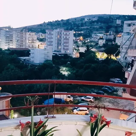 R&e Apartment *